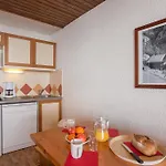 Abrineige Le Schuss Apartament